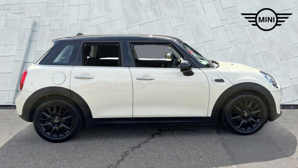 Mini Hatch 5-Door Hatch Cooper Classic SR19KNO White #6