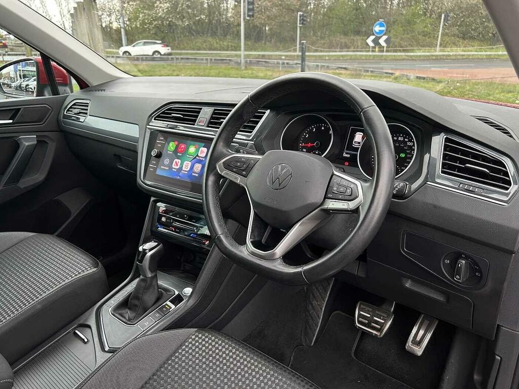 Volkswagen Tiguan 1.5 Tsi 150 Active Dsg VN22BZX Red #6