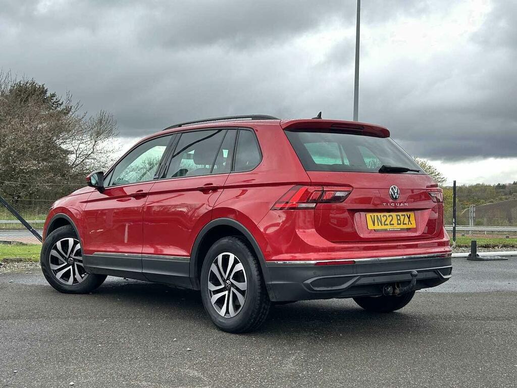 Volkswagen Tiguan 1.5 Tsi 150 Active Dsg VN22BZX Red #3