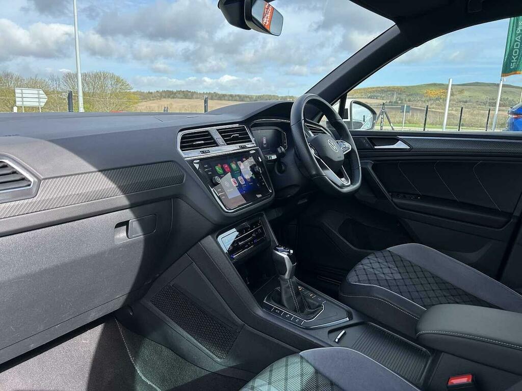 Volkswagen Tiguan 1.5 Tsi 150 R-line Dsg SR72HGZ White #2