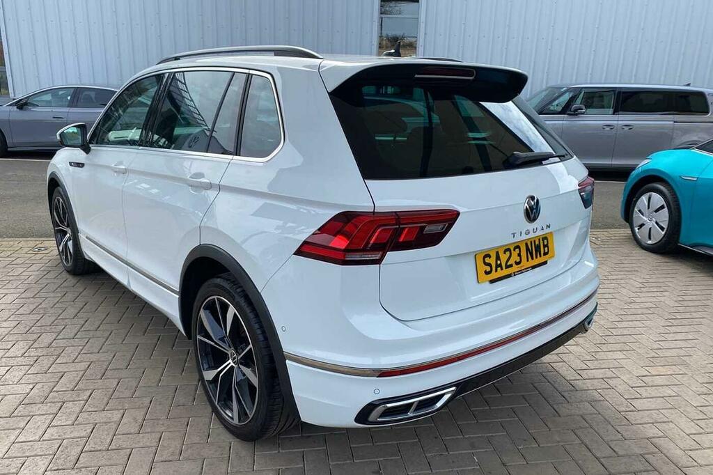 Volkswagen Tiguan 1.5 Tsi 150 R-line Dsg SA23NWB White #3