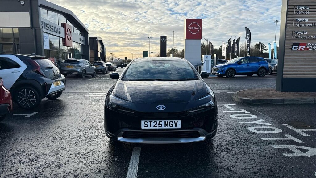 Toyota Prius 2.0 13.6Kwh Design Hatchback Plug-in Hy ST25MGV Black #2