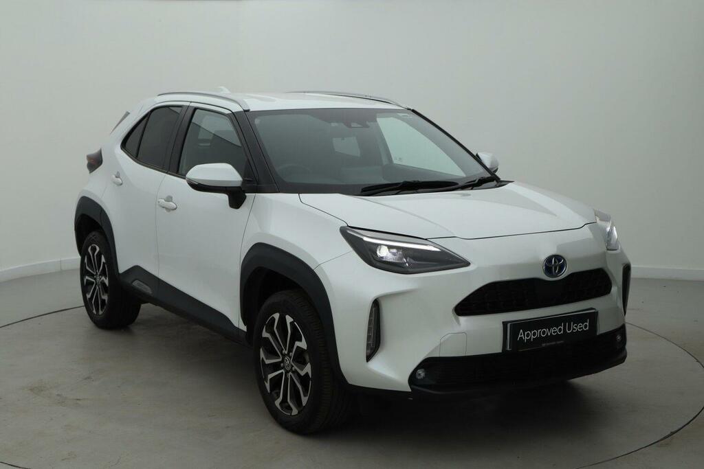 Toyota Yaris Cross 1.5 Vvt-h Design Suv Hybrid E-cvt Euro White
