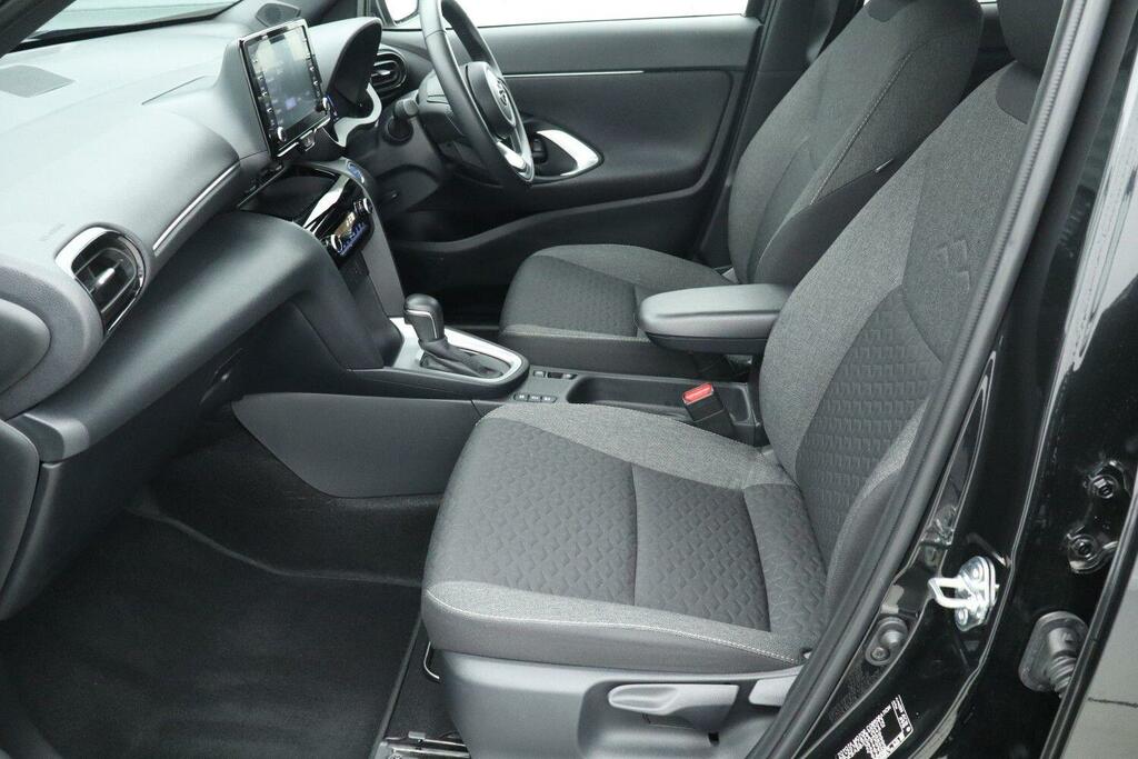 Toyota Yaris Cross 1.5 Vvt-h Design Suv Hybrid E-cvt Euro ST24ESG Black #5