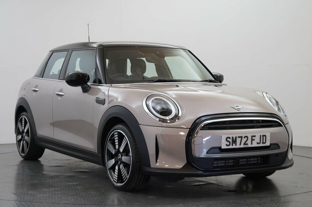 Mini Hatch 5-Door Hatch Cooper Exclusive Grey