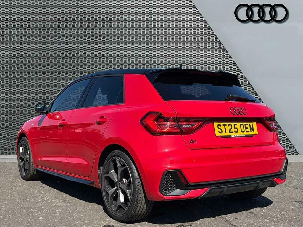 Audi A1 Black Edition 35 Tfsi 150 Ps S Tronic ST25OEM Red #3