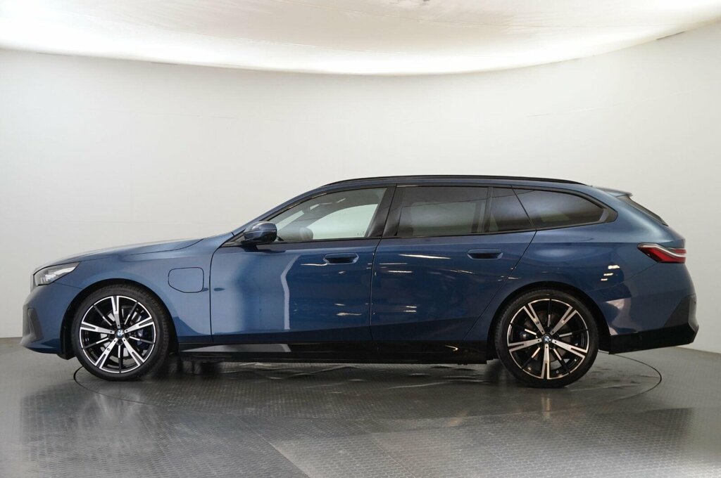 BMW 5 Series 530E M Sport Touring YH75CEO Blue #4