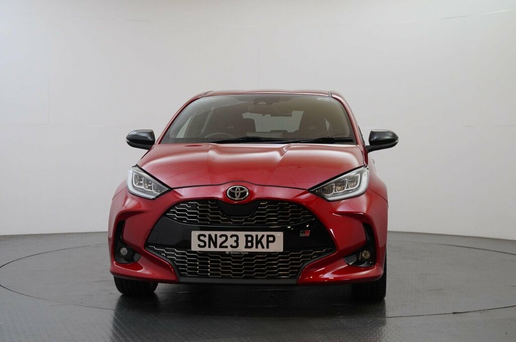 Toyota Yaris 1.5 Vvt-h Gr Sport E-cvt Euro 6 Ss SN23BKP Red #2
