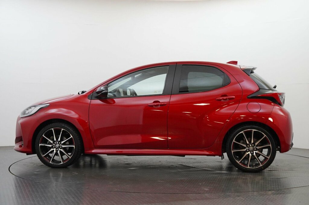 Toyota Yaris 1.5 Vvt-h Gr Sport E-cvt Euro 6 Ss SN23BKP Red #4