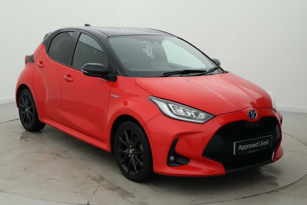 Toyota Yaris 1.5 Vvt-h Launch Edition Hatchback Hybr Orange