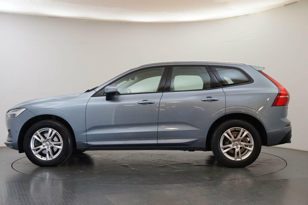 Volvo XC60 2.0 D4 Momentum Pro Awd Euro 6 Ss SO18ZNJ Blue #4