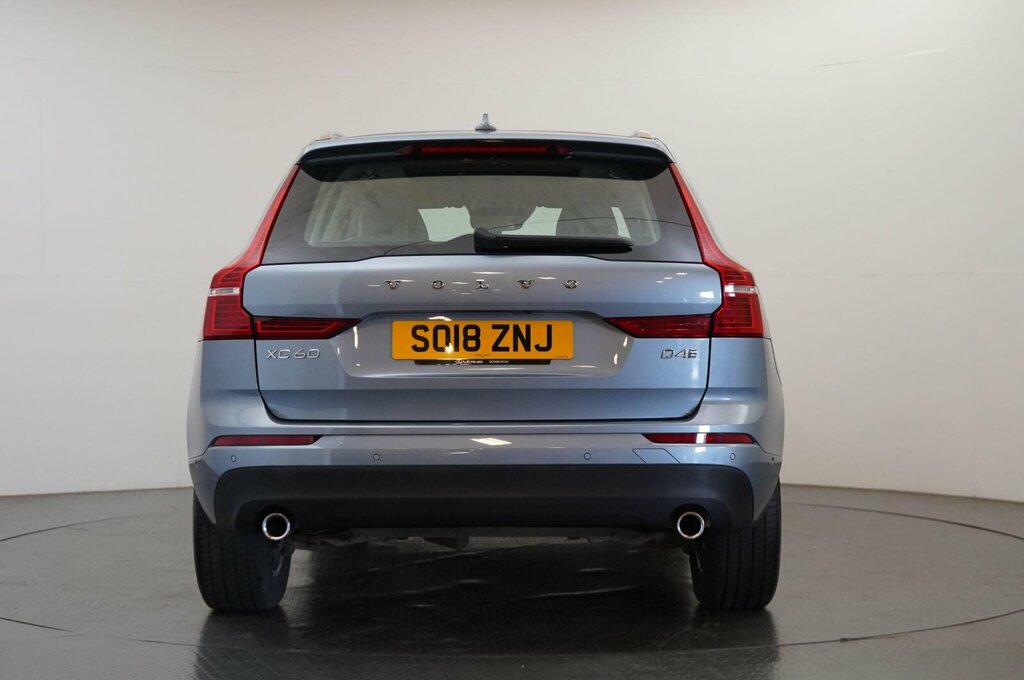 Volvo XC60 2.0 D4 Momentum Pro Awd Euro 6 Ss SO18ZNJ Blue #5
