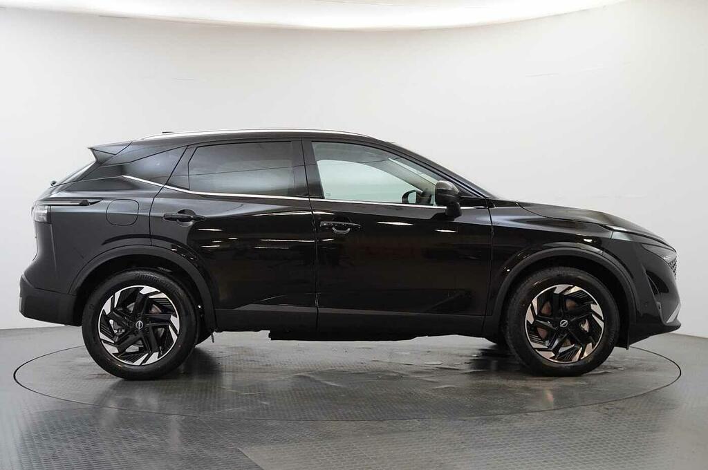 Nissan Qashqai 1.5 205 E-power N-connecta With Sat Nav And 3 SN26XVD Black #6