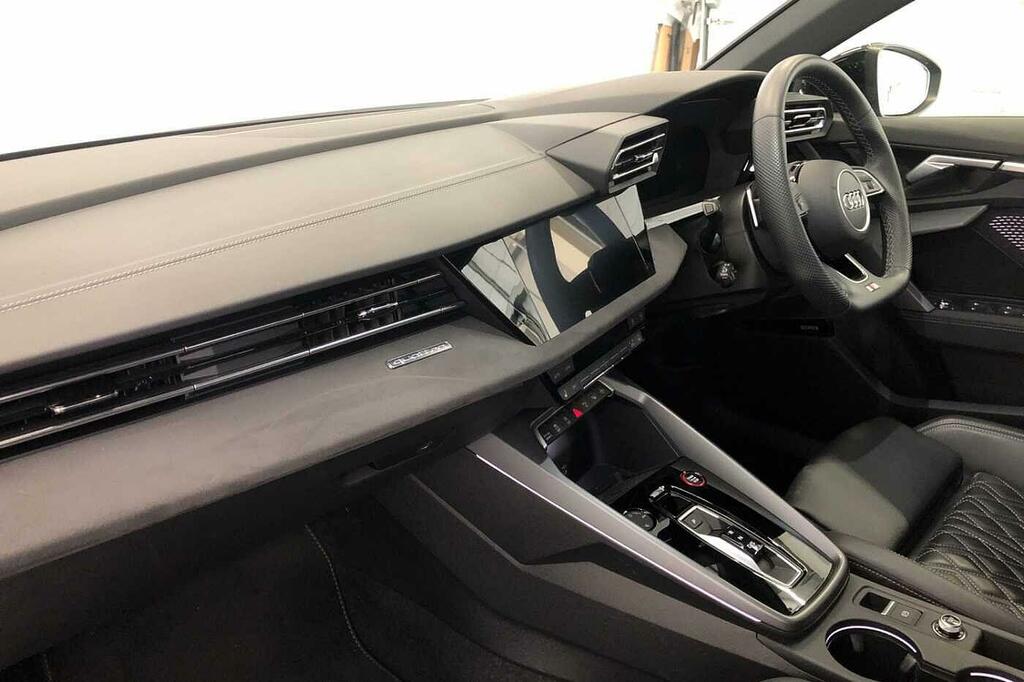Audi A3 Black Edition Tfsi 333 Ps S Tronic KT24HBH Black #2