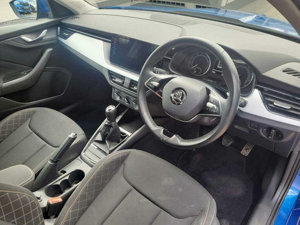 Skoda Kamiq 1.0 Tsi 95 Se Drive SL72FMP Black #6