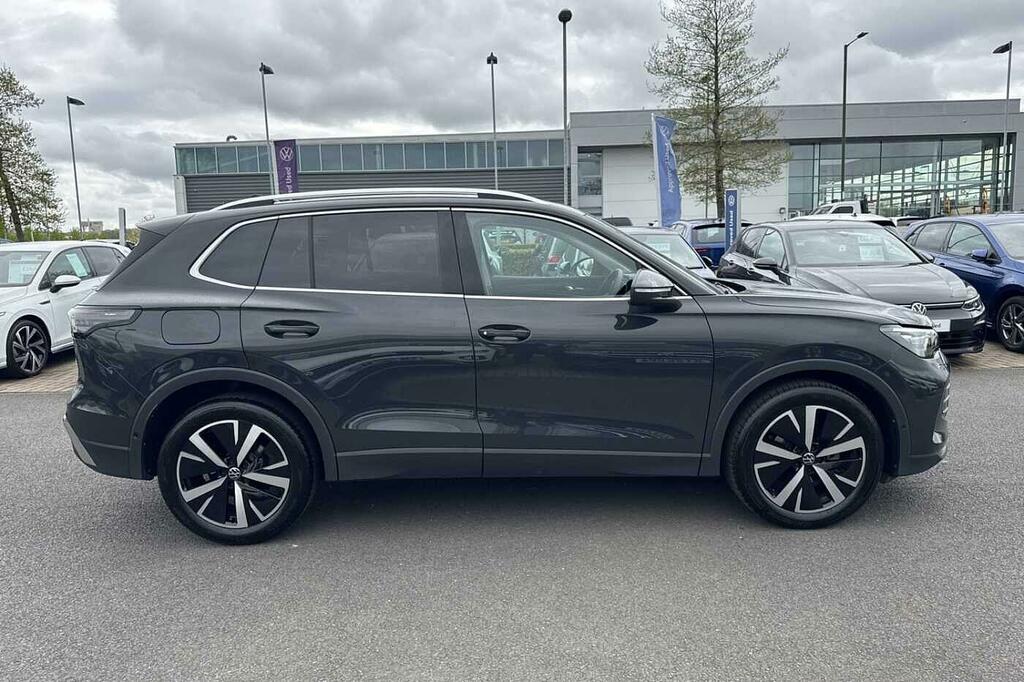 Volkswagen Tiguan 1.5 Etsi 150 Elegance Dsg SL74ZWD Grey #4