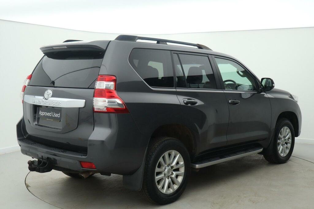 Toyota Land Cruiser 2.8D Icon Suv 4Wd Euro 6 7 Seats Grey #2
