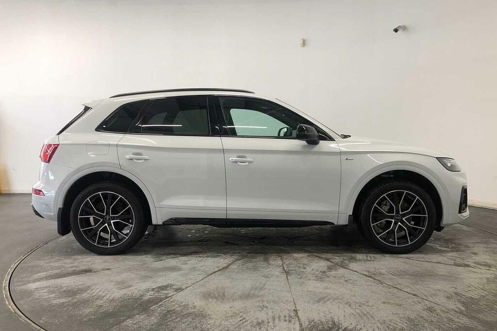 Audi Q5 Black Edition 40 Tdi Quattro 204 Ps S Tronic SP24UTO White #4