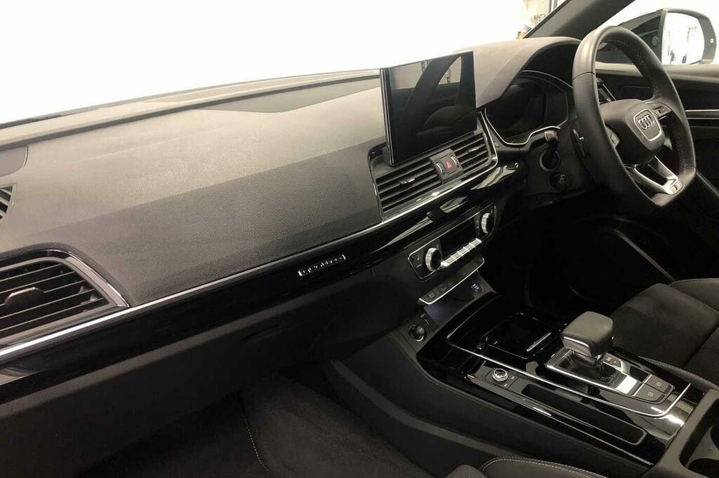 Audi Q5 Black Edition 40 Tdi Quattro 204 Ps S Tronic SP24UTO White #2