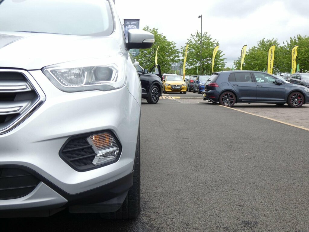 Ford Kuga 2.0 Tdci Titanium Euro 6 Ss MK67DLY Silver #4