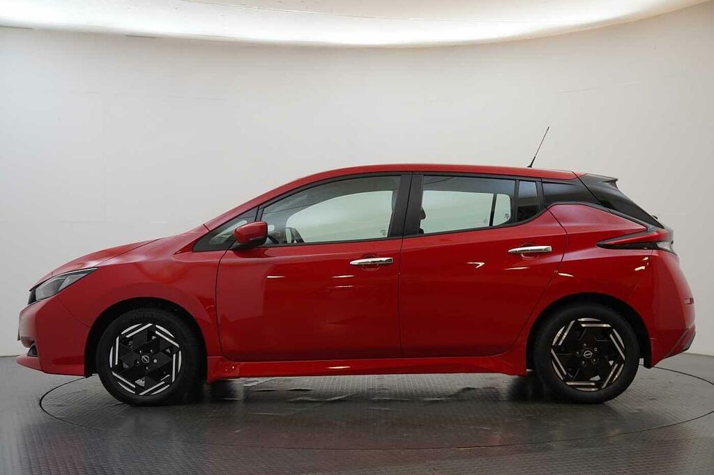 Nissan Leaf 39Kw Acenta With Rear View Camera And Intelli SA72FSV Red #5