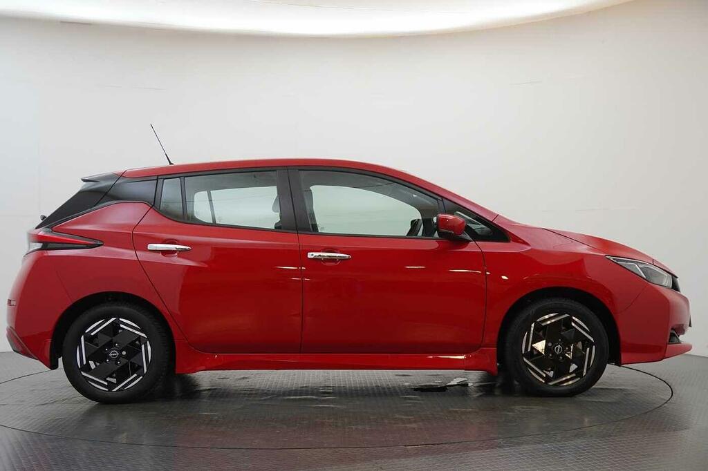 Nissan Leaf 39Kw Acenta With Rear View Camera And Intelli SA72FSV Red #6