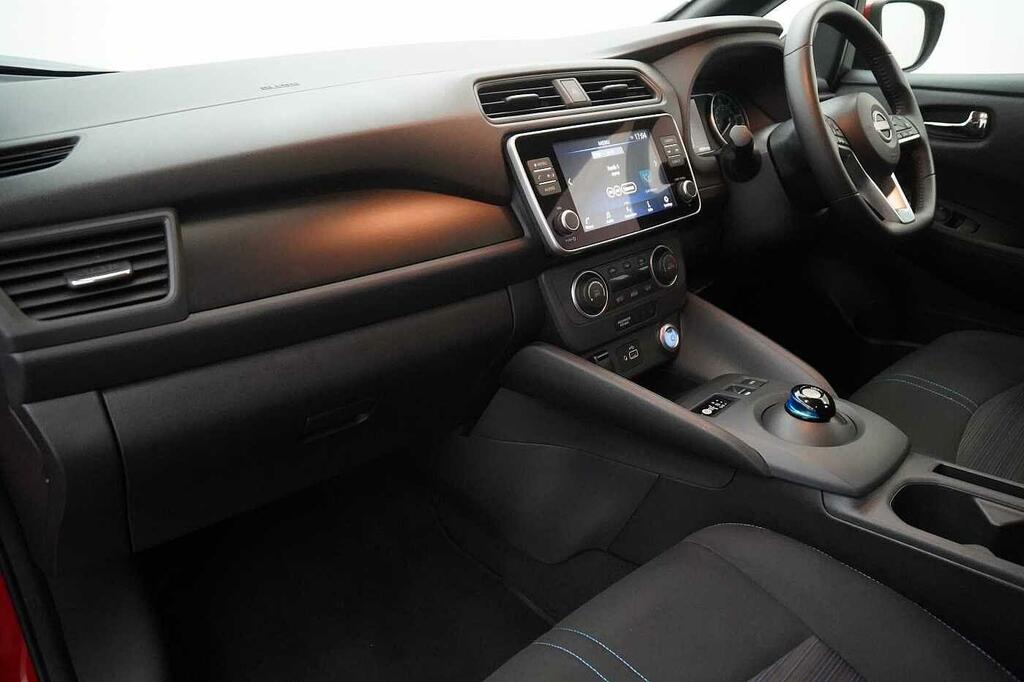 Nissan Leaf 39Kw Acenta With Rear View Camera And Intelli SA72FSV Red #2