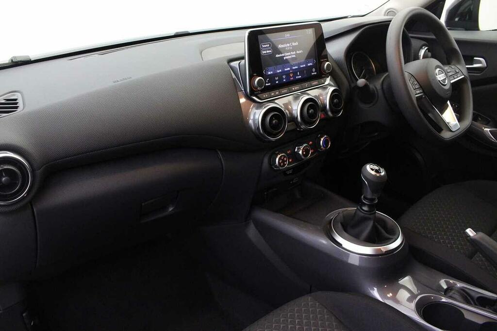 Nissan Juke 1.0 Dig-t 114 Acenta With Rear View Camera Apple SN70EYW Grey #2