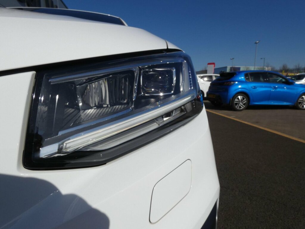 Audi Q2 2.0 Tfsi S Line Suv S Tronic Quattro Eu White #4