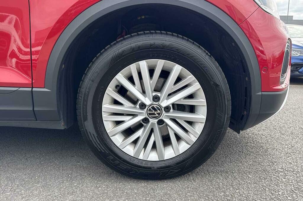 Volkswagen T-Roc 1.5 Tsi Life SM23OJW Red #5