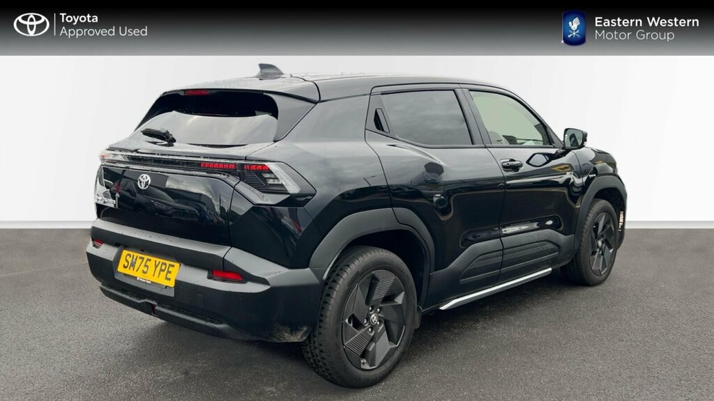 Toyota Urban Cruiser 61Kwh Design SM75YPE Black #2