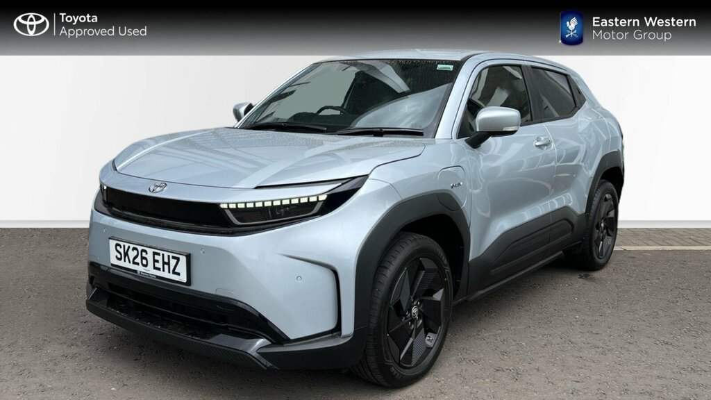 Toyota Urban Cruiser 61Kwh Design SK26EHZ Silver #3