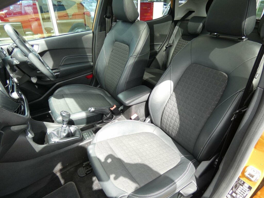 Ford Fiesta 1.0T Ecoboost Active X Euro 6 Ss EG19ZVD Yellow #2