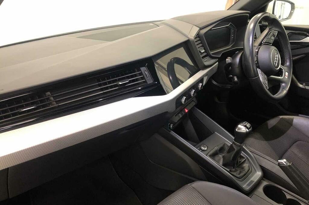 Audi A1 S Line 25 Tfsi 95 Ps 5-Speed SL23LVH White #2