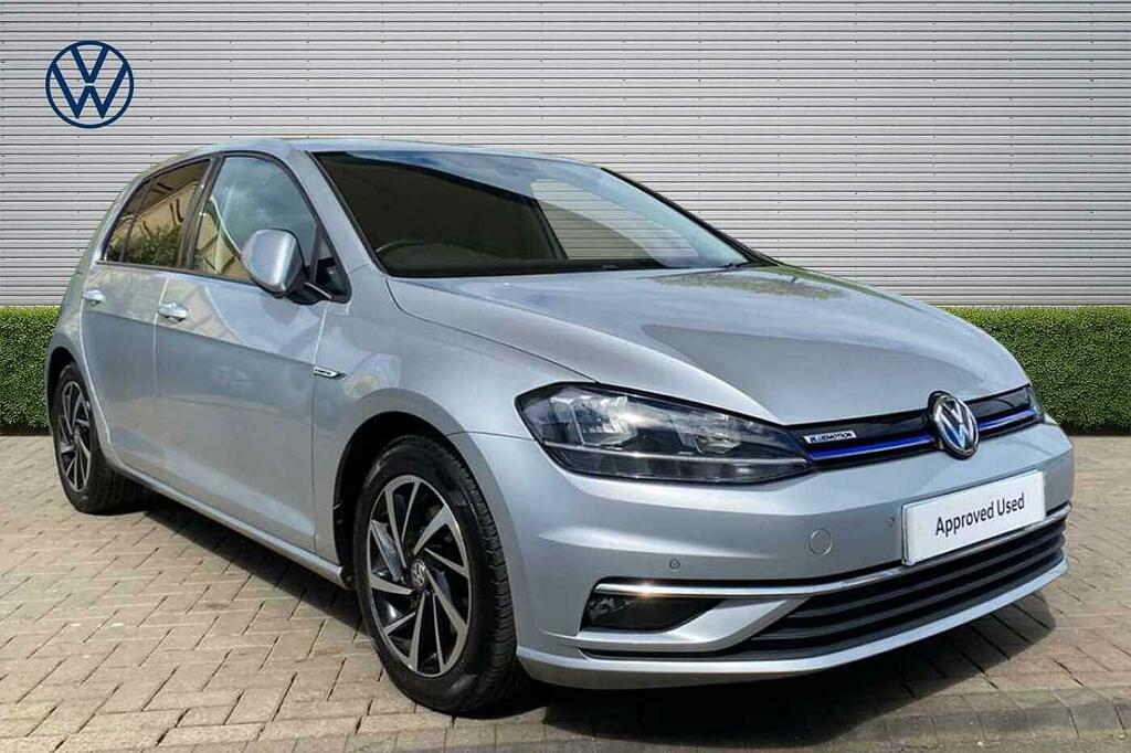 Volkswagen Golf 1.5 Tsi Evo Match Silver