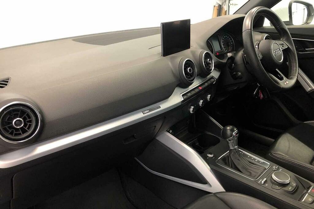 Audi Q2 S Line 35 Tfsi 150 Ps S Tronic SA19LJJ White #2