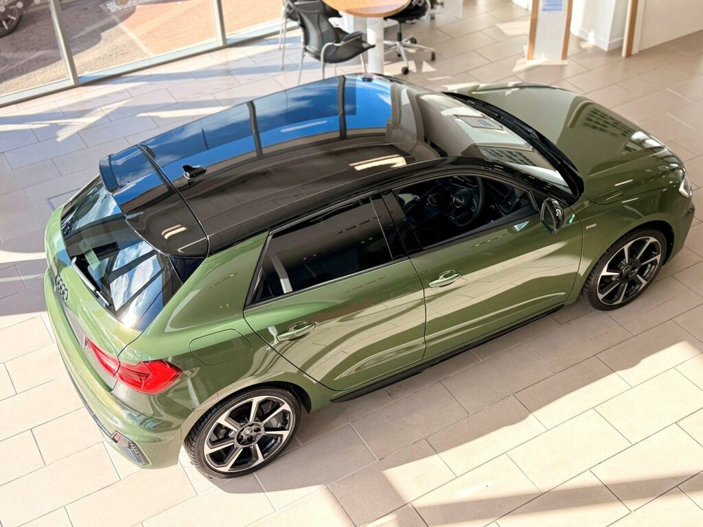 Audi A1 1.0 Tfsi 30 Black Edition Sportback Euro 6 Ss 5 ST74DZR Green #6