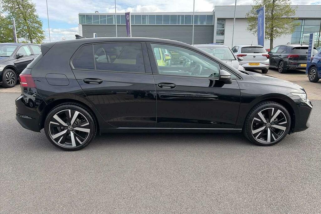Volkswagen Golf 1.5 Tsi 150 Match SM74JVD Black #4