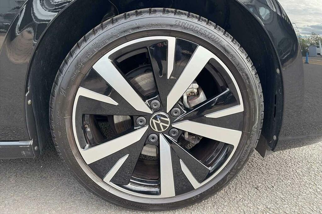 Volkswagen Golf 1.5 Tsi 150 Match SM74JVD Black #5
