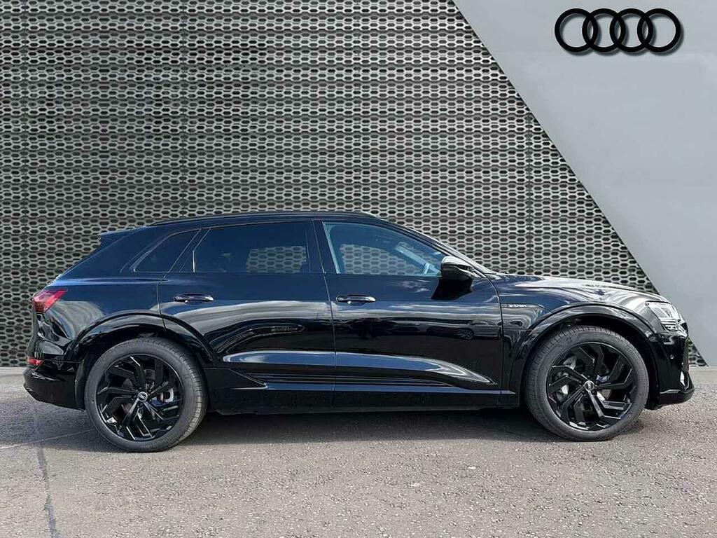 Audi E-tron Black Edition 55 Quattro 300,00 Kw Black #4