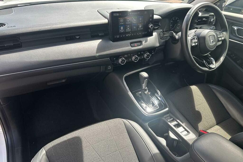 Honda Hr-V 1.5 Ehev Advance Cvt ST24VSG White #2