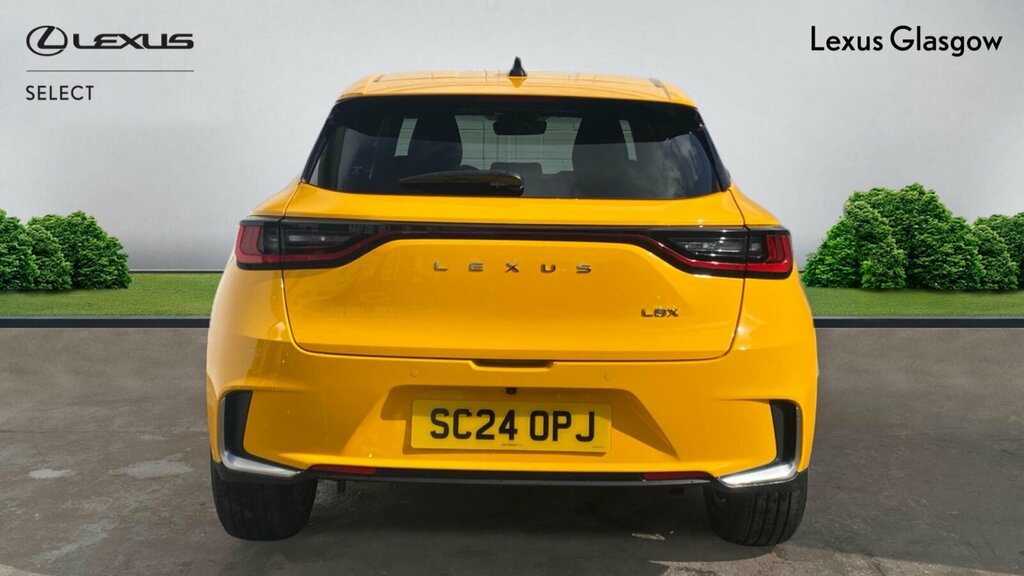Lexus LBX 1.5 Vvt-ie Premium E-cvt Euro 6 Ss SC24OPJ Yellow #5