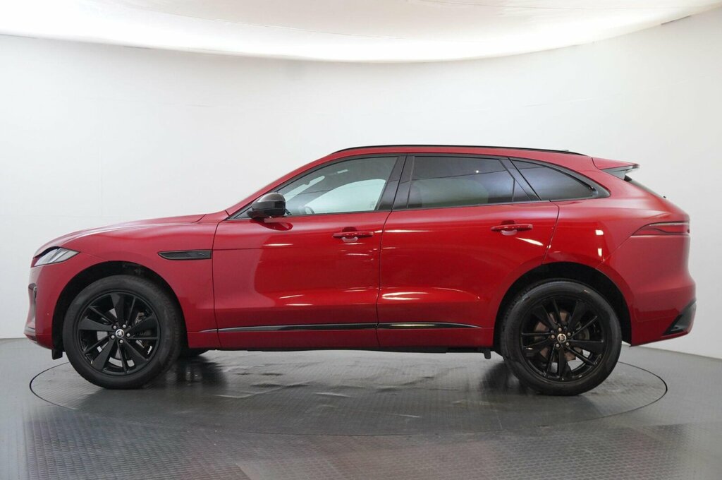 Jaguar F-Pace 2.0 D200 Mhev R-dynamic Se Black Awd Euro 6 SL73UUZ Red #4