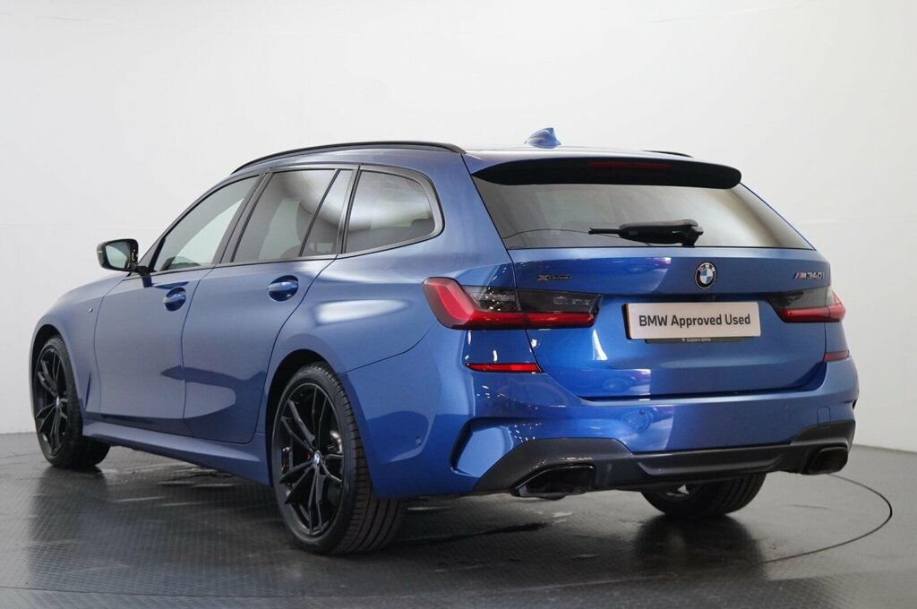 BMW 3 Series M340i Xdrive Touring PY21FFP Blue #3
