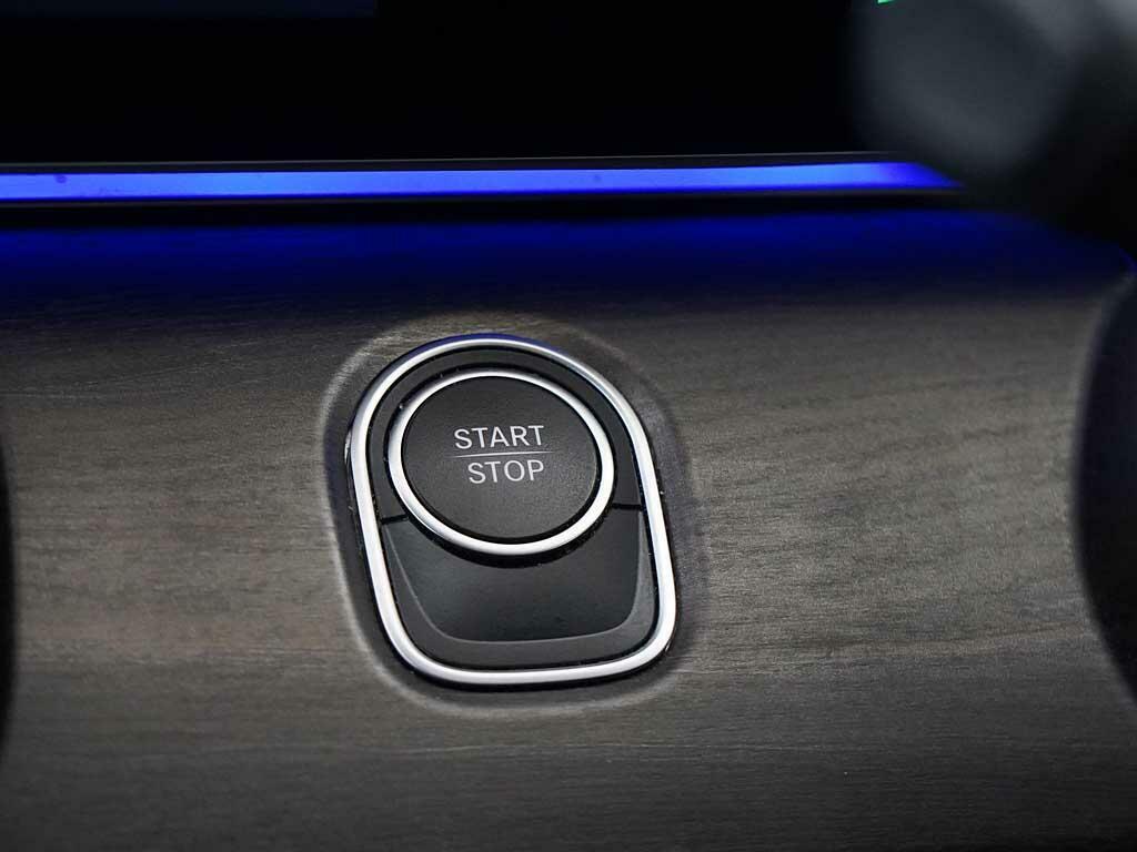 Mercedes-Benz EQV Mpv Silver #19