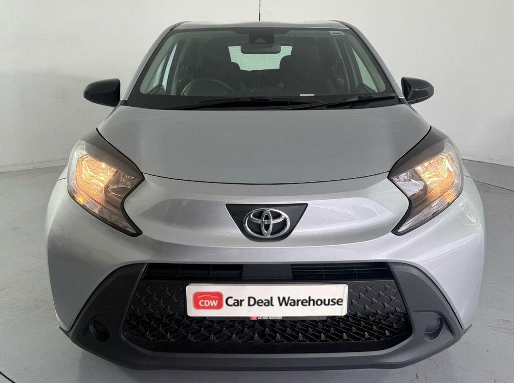 Toyota Aygo X 1.0 Vvt-i Pure Euro 6 Ss SM72YZA Silver #2