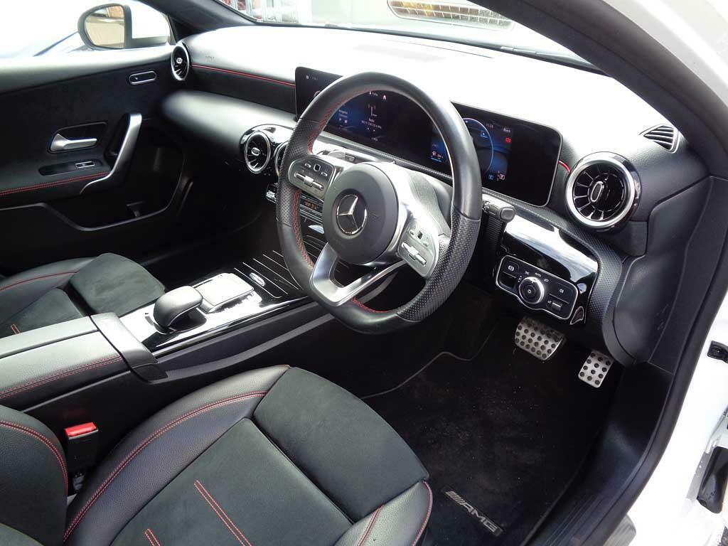 Mercedes-Benz A Class A 180 D Amg Line Executive GV19UWU White #3