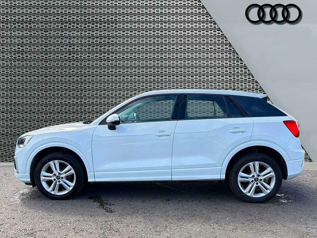 Audi Q2 Sport 35 Tfsi 150 Ps 6-Speed SL71NXF White #4