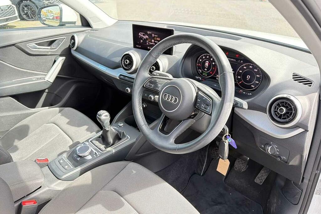 Audi Q2 Sport 35 Tfsi 150 Ps 6-Speed SL71NXF White #6