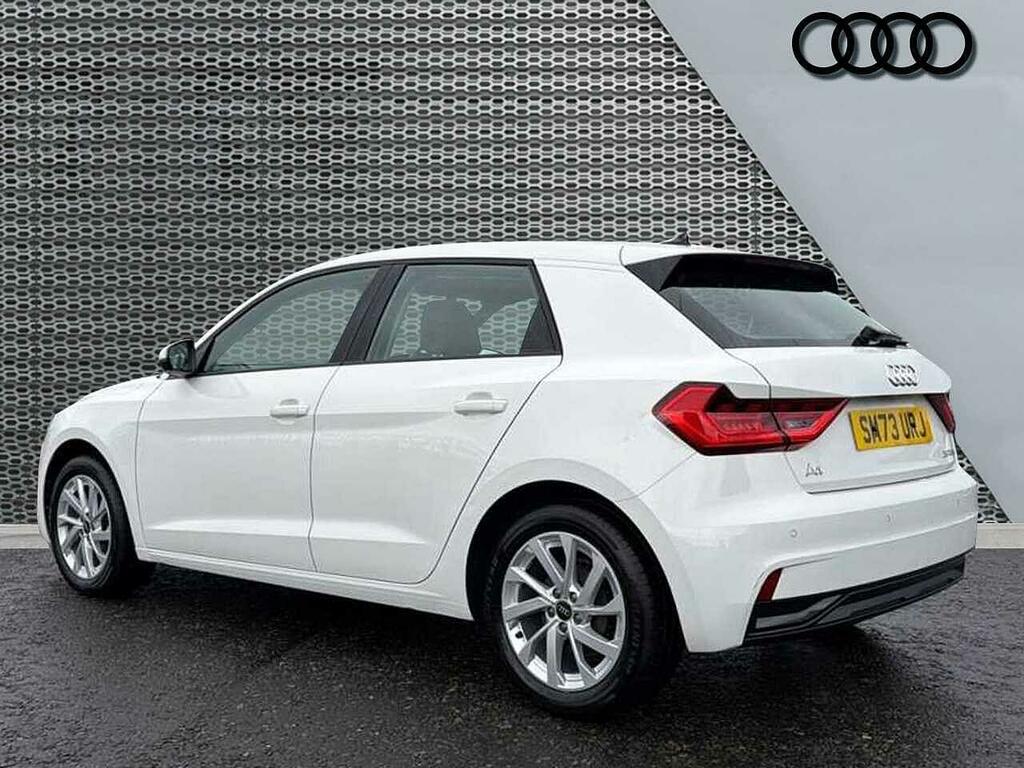 Audi A1 Sport 25 Tfsi 95 Ps 5-Speed SM73URJ White #3